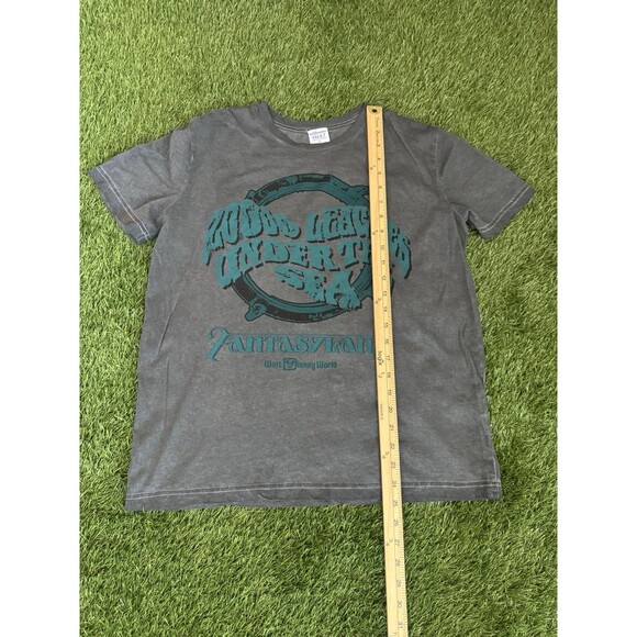 Disney 50th Anniversary Retro Vault 20,000 Leagues Under The Sea Shirt Small S - Picture 3 of 6